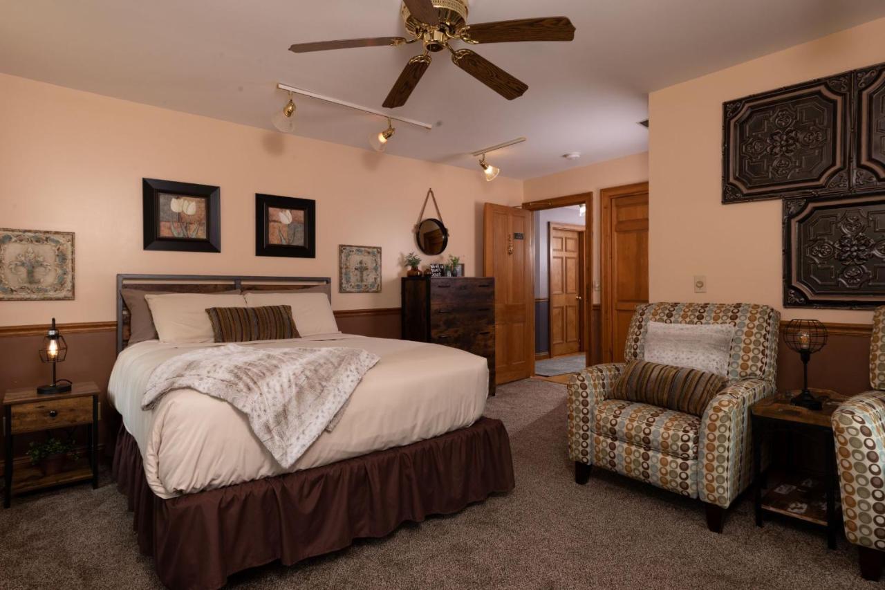 Riverboat Suites Galena Buitenkant foto