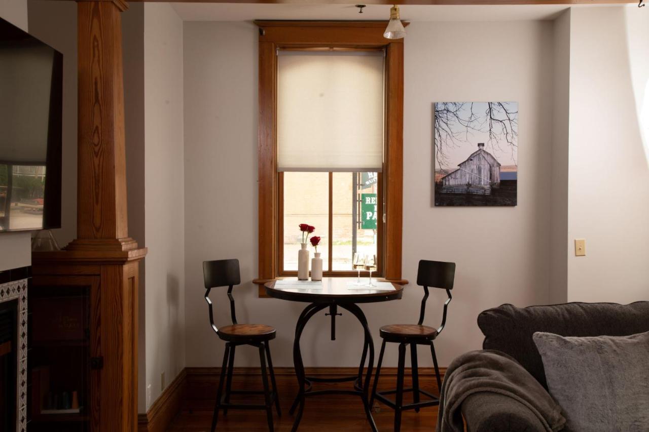 Riverboat Suites Galena Buitenkant foto