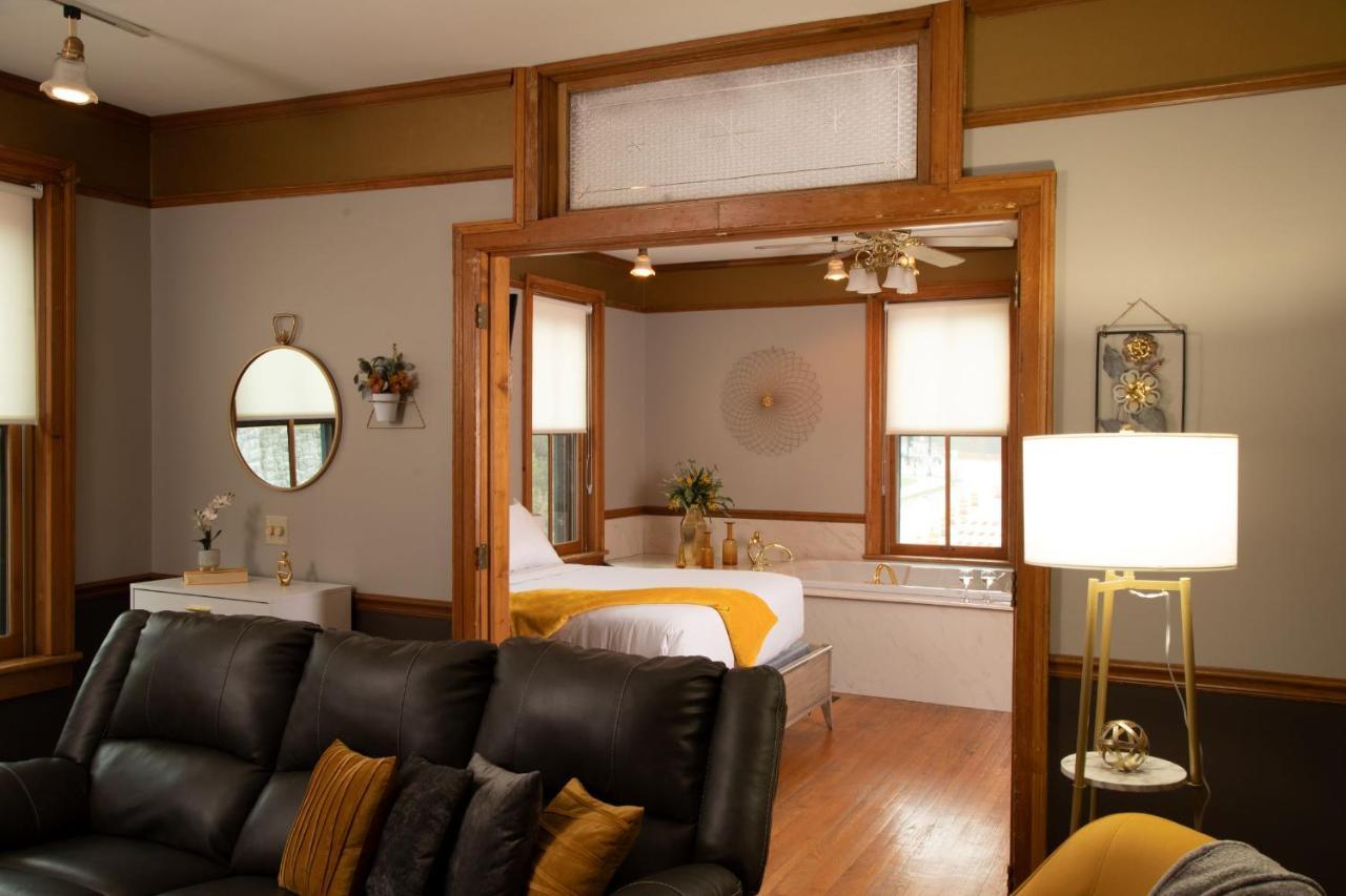Riverboat Suites Galena Buitenkant foto