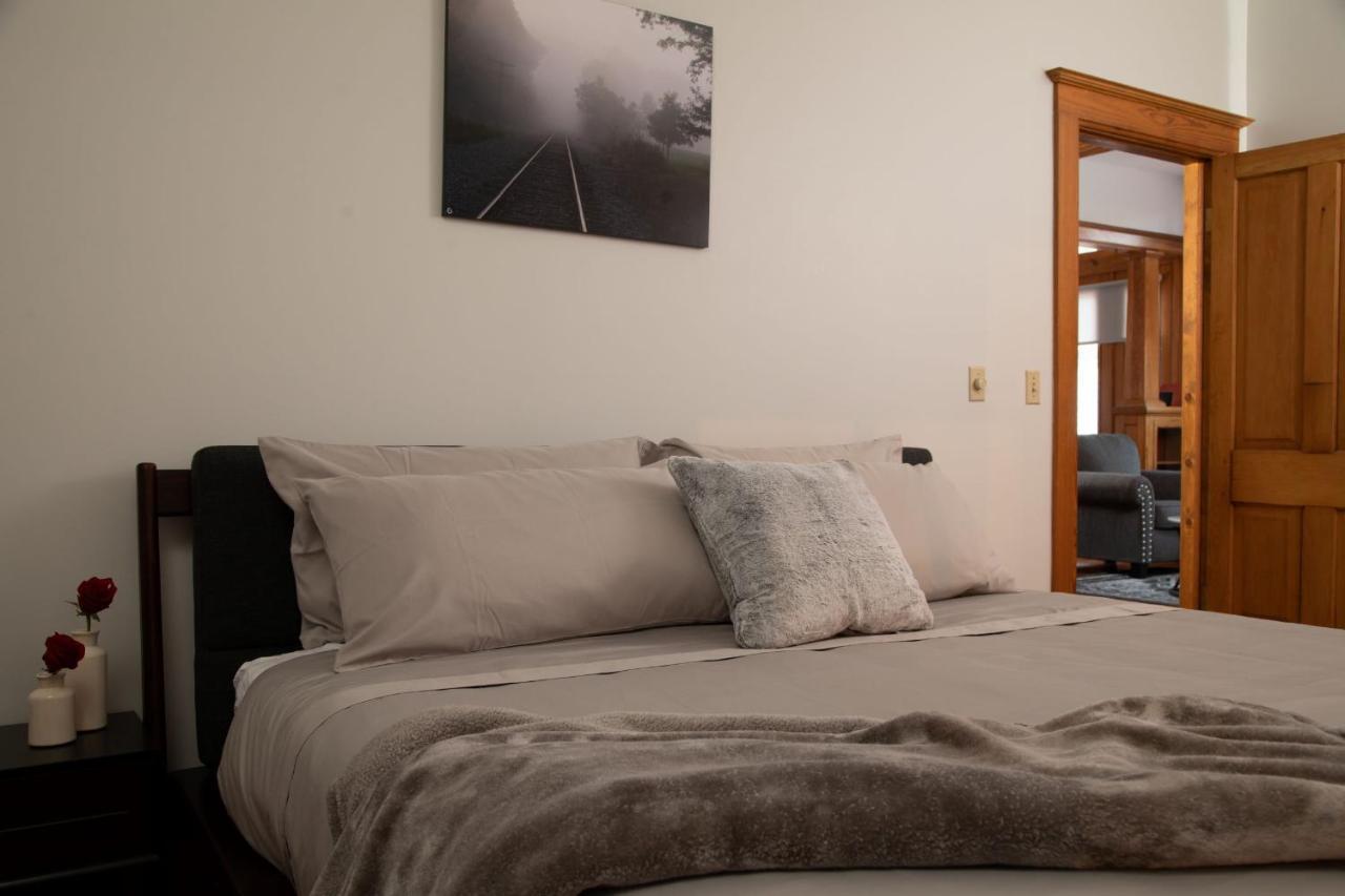Riverboat Suites Galena Buitenkant foto