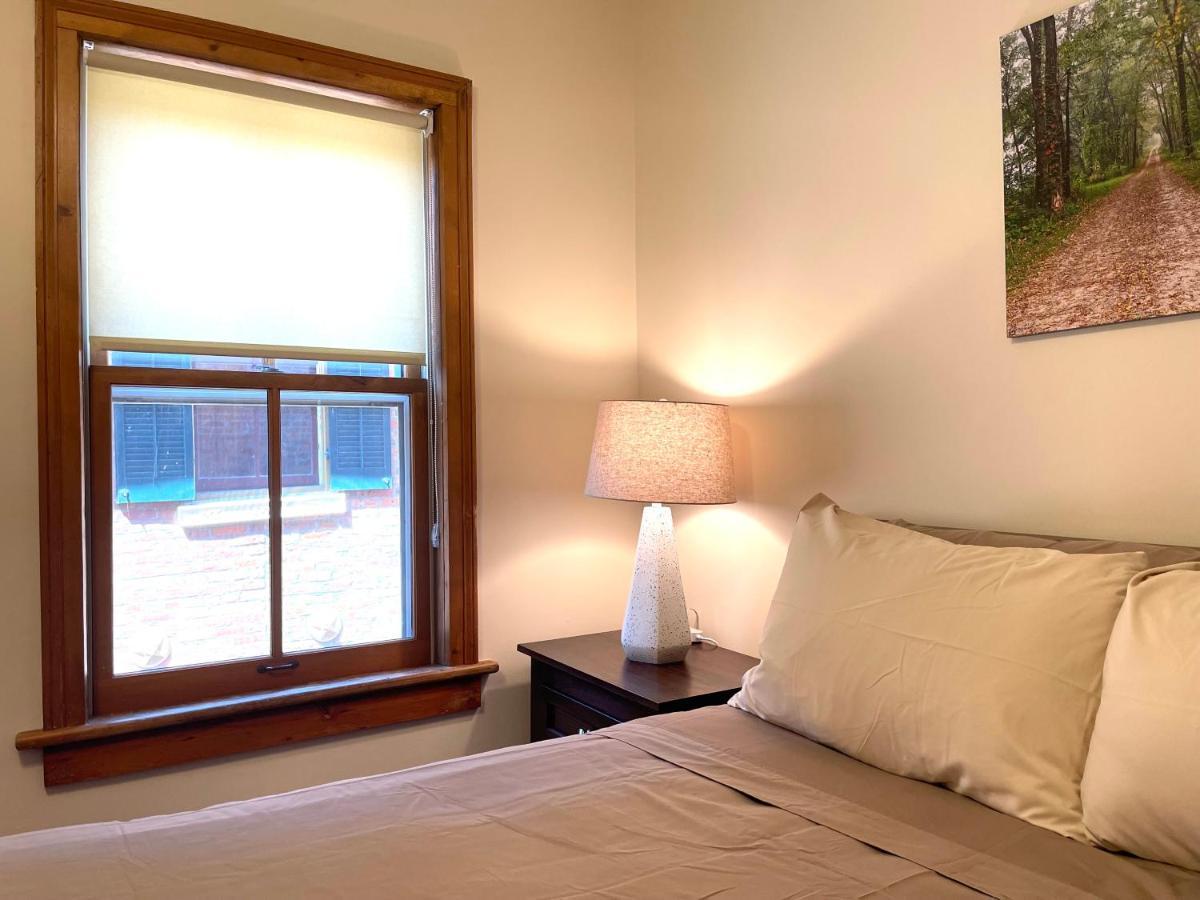 Riverboat Suites Galena Buitenkant foto